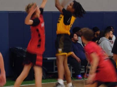 7th grade PSB player shooting a jump shot